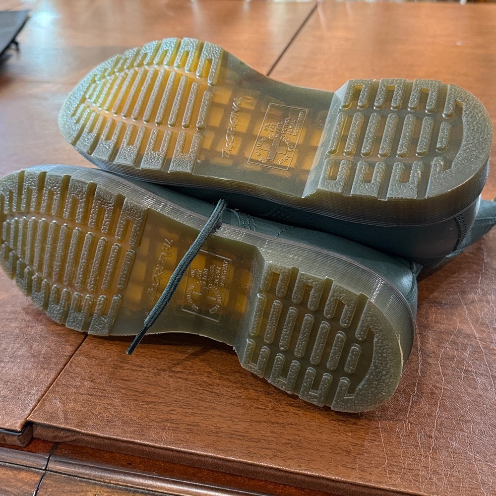 Doc Martins beautiful green color size 42 - Picture 12 of 12